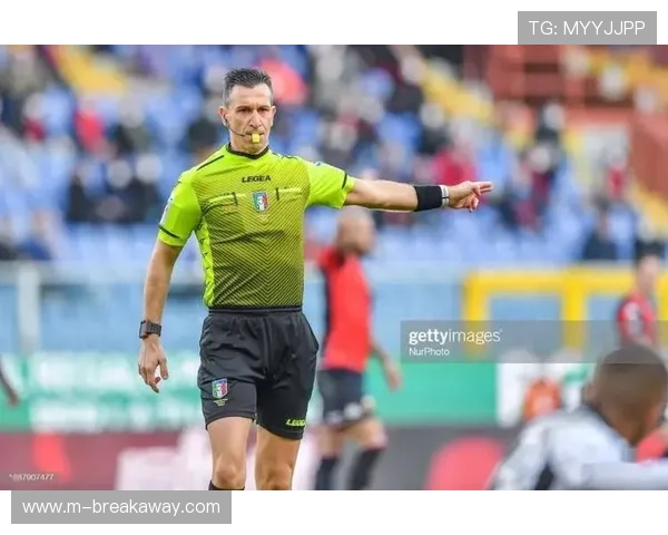 意甲第25轮裁判技术报告分析：关键判罚争议点说明与执法标准统一性评估